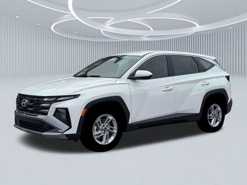 New 2026 Hyundai Tucson SE FWD image 2