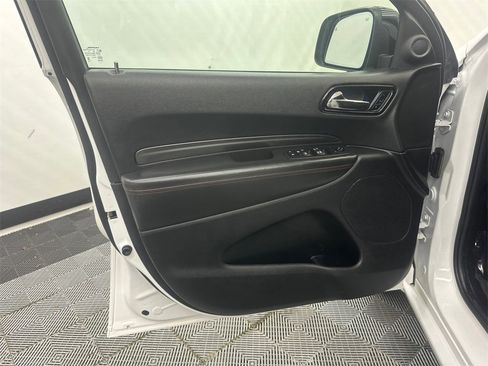 Used 2024 Dodge Durango GT image 11