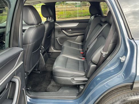 Used 2025 MAZDA CX-70 3.3 Turbo w/ Preferred Package image 21