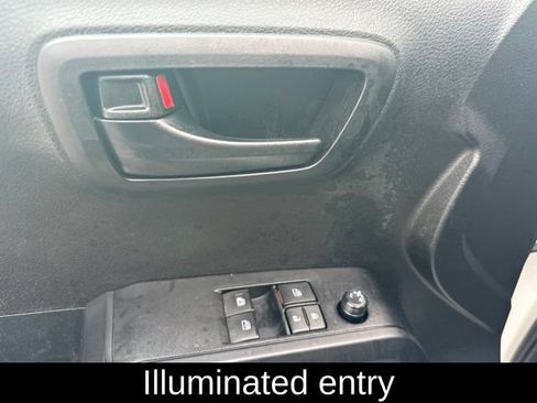 Used 2023 Toyota Tacoma SR RWD image 18