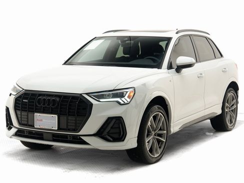 Used 2025 Audi Q3 2.0T Premium image 29