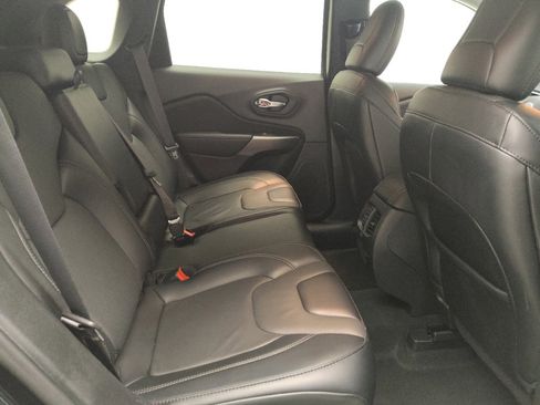 Used 2022 Jeep Cherokee Limited AWD/4WD image 19