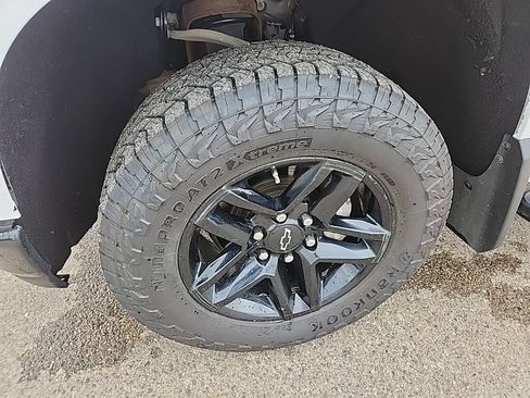 Certified 2022 Chevrolet Silverado 1500 LT Trail Boss w/ Bed Protection Package AWD/4WD image 45