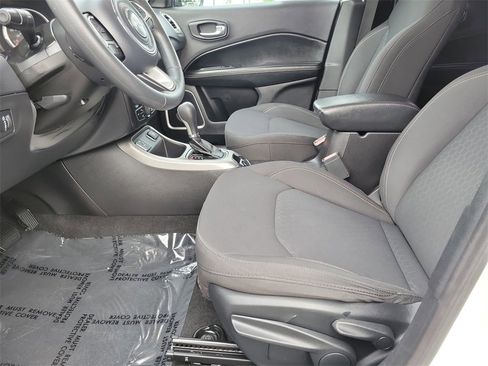 Used 2019 Jeep Compass Sport image 16