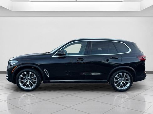 Used 2022 BMW X5 xDrive40i w/ Premium Package image 3