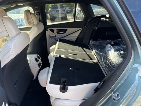 New 2026 Mercedes-Benz GLC 300 4MATIC image 26