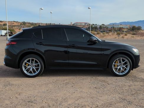 Used 2019 Alfa Romeo Stelvio Ti Sport w/ Quick Order Package 22S Sport image 2