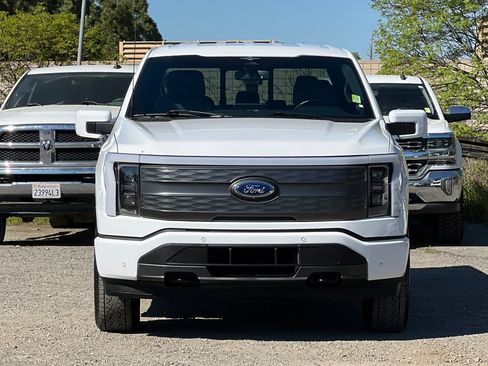 Certified 2023 Ford F150 Lightning Lariat image 10