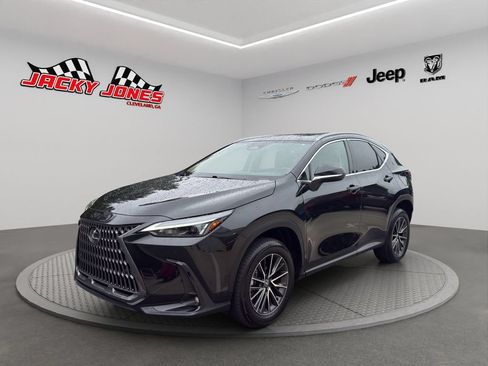 Used 2024 Lexus NX 350 AWD image 2