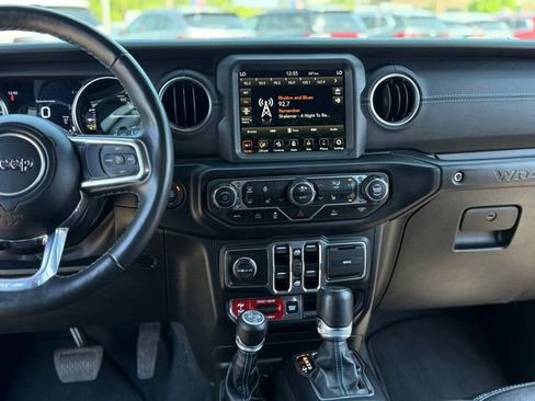 Used 2023 Jeep Wrangler Unlimited Rubicon 4xe w/ Cold Weather Group AWD/4WD image 23