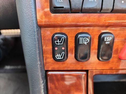 Used 2003 Mercedes-Benz SLK 320 image 25