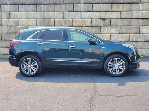 Used 2025 Cadillac XT5 Premium Luxury w/ LPO, Floor Liner Package AWD/4WD image 6