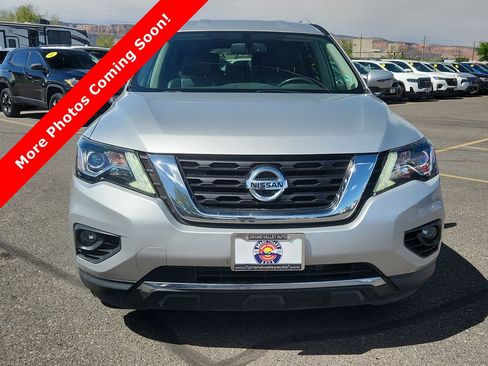Used 2020 Nissan Pathfinder SL image 4