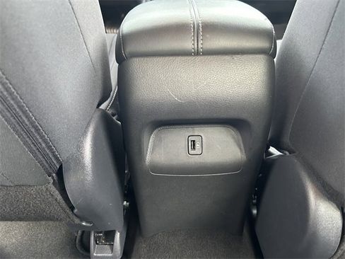 Used 2024 Nissan Sentra SV image 9