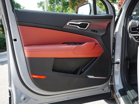 Used 2025 Kia Sportage SX FWD image 14
