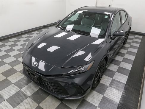 New 2026 Toyota Camry SE image 6