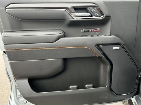 Used 2025 GMC Sierra 1500 AT4 w/ Technology Package image 22