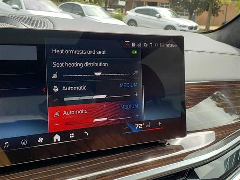 New 2026 BMW X7 M60i image 24