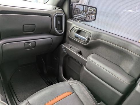 Used 2021 GMC Sierra 1500 AT4 w/ AT4 Premium Package AWD/4WD image 12