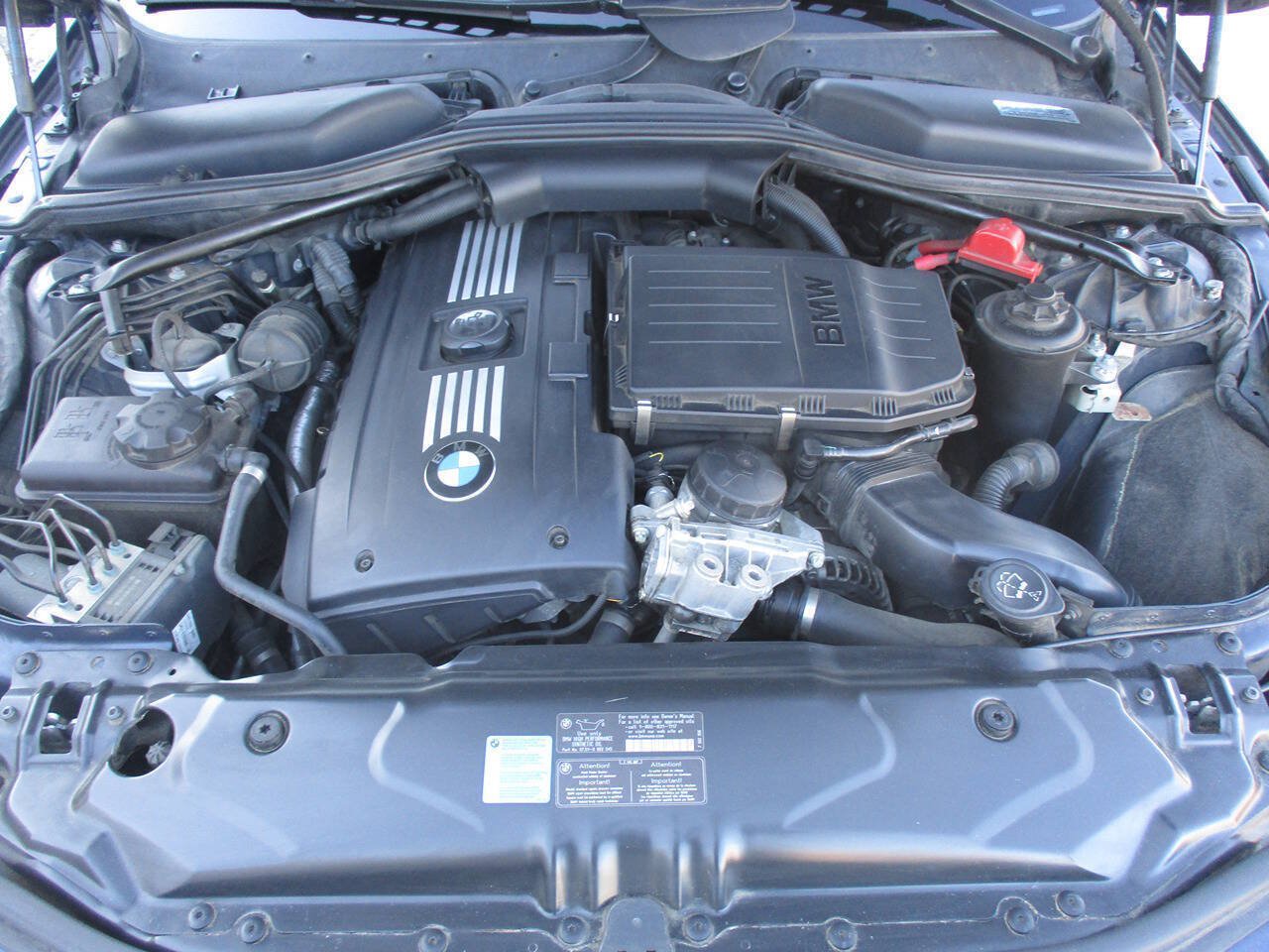 Used 2010 BMW 535i xDrive Sedan AWD/4WD image 30