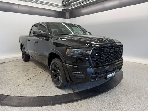New 2026 RAM 1500 4x4 Crew Cab image 3