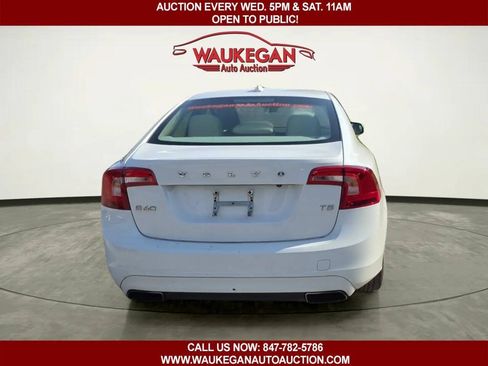Used 2015 Volvo S60 T5 Platinum FWD image 4