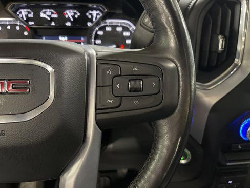 Used 2022 GMC Sierra 2500 SLE w/ SLE Convenience Package image 19
