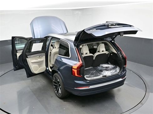 New 2026 Volvo XC90 B6 Ultra w/ Protection Package image 52