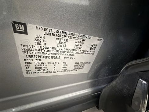 Used 2023 Buick Envision Essence image 62