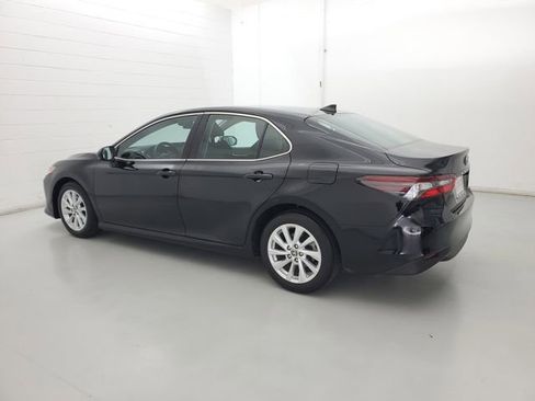 Used 2023 Toyota Camry LE image 7