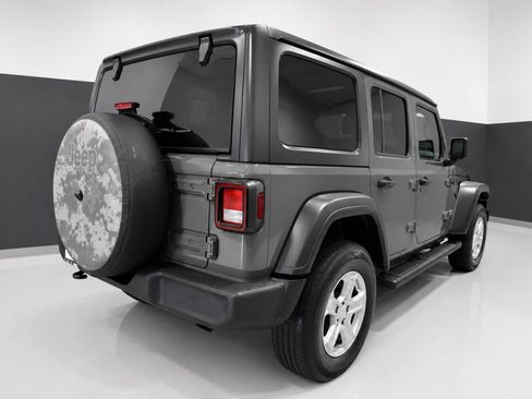 Used 2019 Jeep Wrangler Unlimited Sport S AWD/4WD image 8