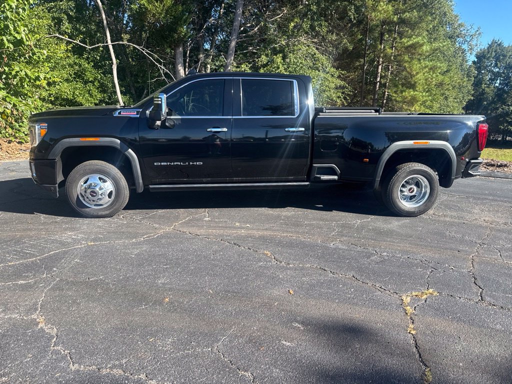 Used 2022 GMC Sierra 3500 Denali w/ Denali Ultimate Package AWD/4WD image 4