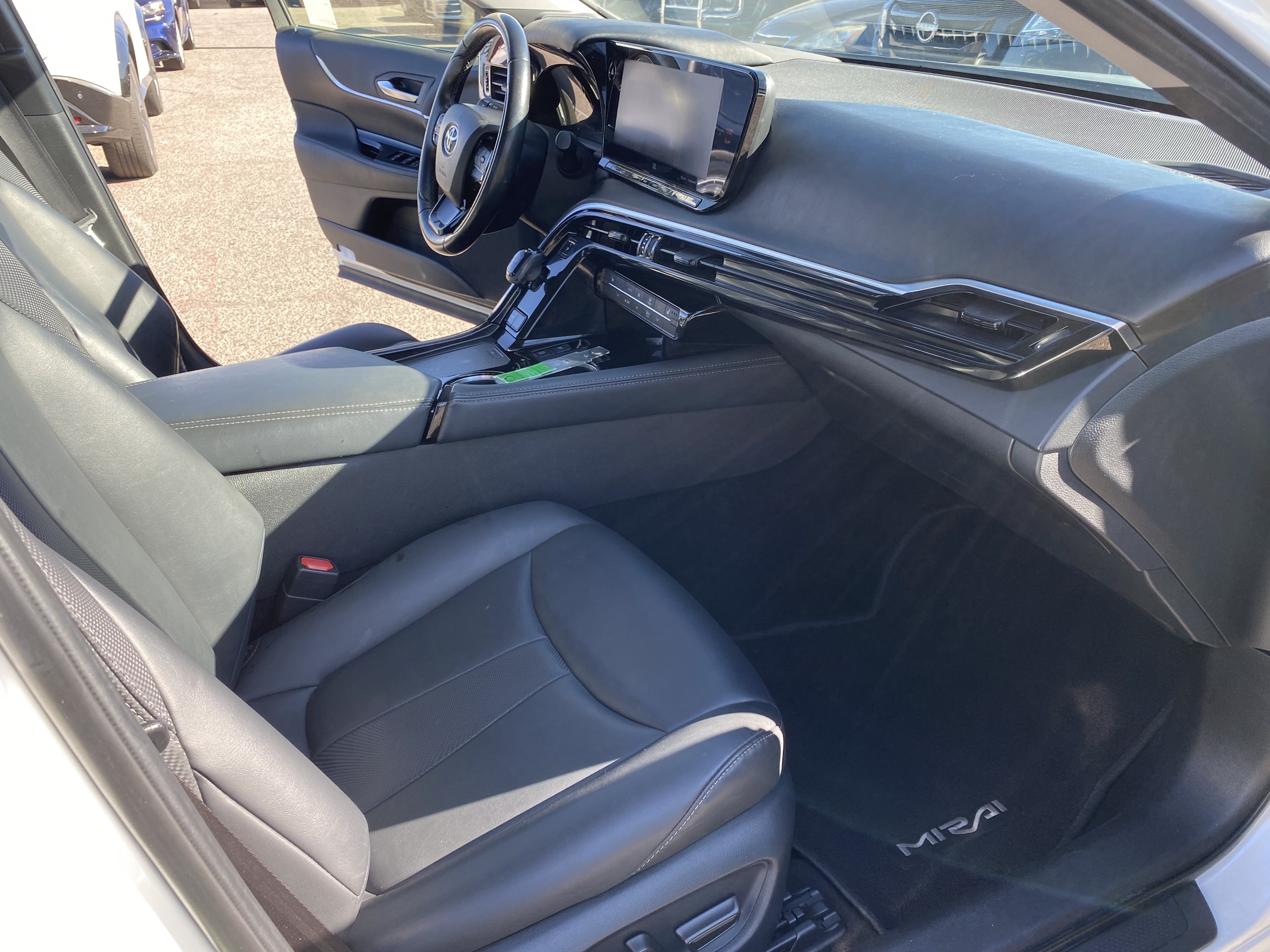 Used 2022 Toyota Mirai w/ Advanced Technology Package RWD image 23