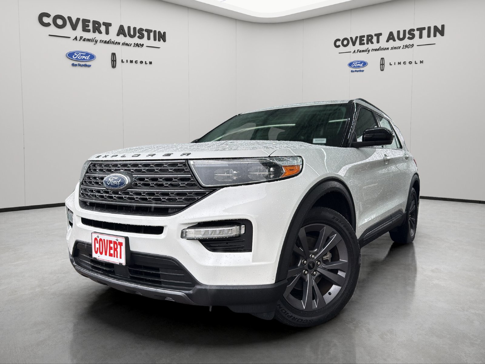 Used 2022 Ford Explorer XLT w/ Equipment Group 202A RWD image 1