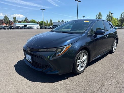 Used 2021 Toyota Corolla SE FWD image 3