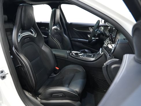 Used 2019 Mercedes-Benz E 63 AMG S image 35