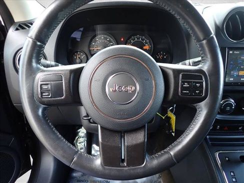 Used 2017 Jeep Patriot High Altitude FWD image 14