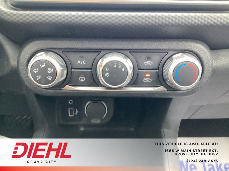 Used 2021 Nissan Kicks S FWD image 30