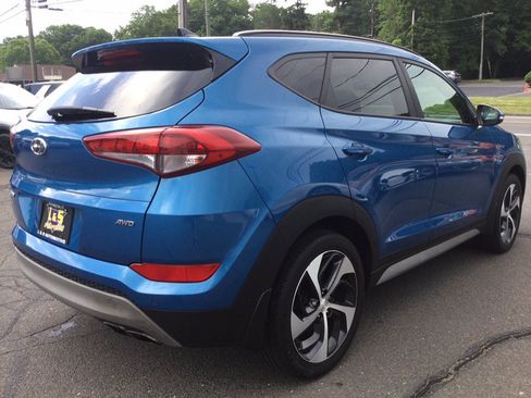 Used 2018 Hyundai Tucson Value AWD/4WD image 8