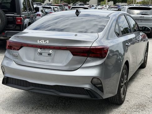 Certified 2024 Kia Forte LXS FWD image 5