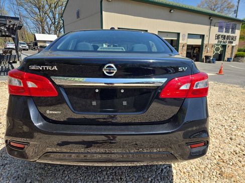 Used 2019 Nissan Sentra SV image 6