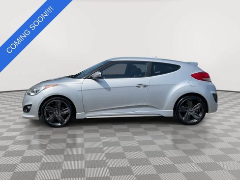 Used 2013 Hyundai Veloster Turbo FWD image 5