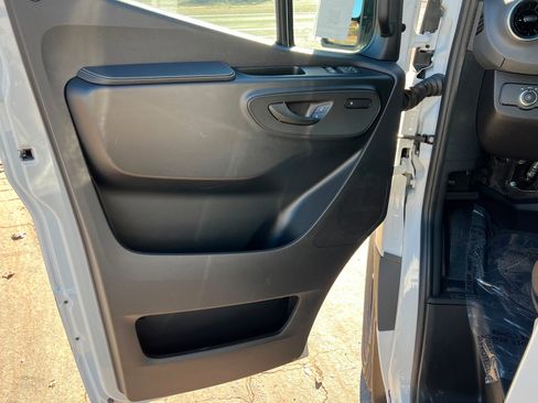 New 2026 Mercedes-Benz Sprinter 2500 image 10
