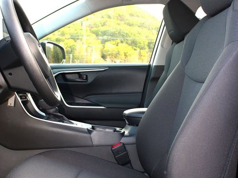 New 2025 Toyota RAV4 LE image 14