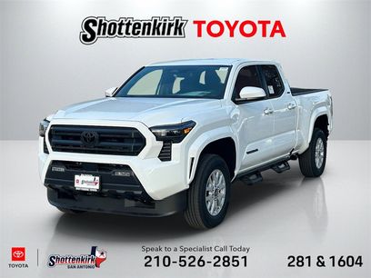 New 2025 Toyota Tacoma SR5