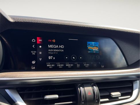 Used 2022 Alfa Romeo Stelvio Ti image 14