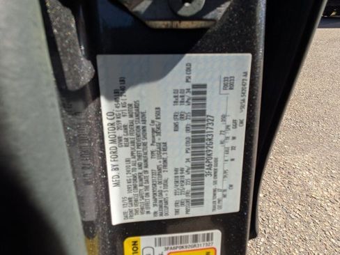 Used 2016 Ford Fusion Titanium image 22