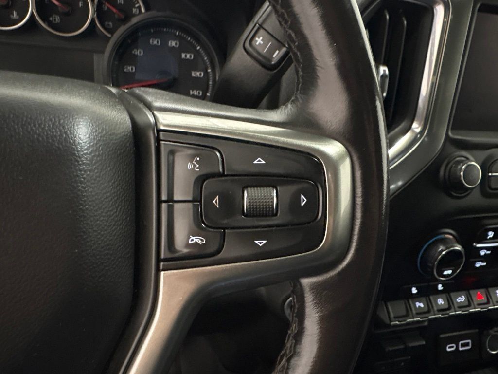 Used 2021 Chevrolet Silverado 1500 LT AWD/4WD image 26