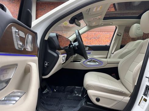 Used 2024 Mercedes-Benz GLE 450 4MATIC image 23