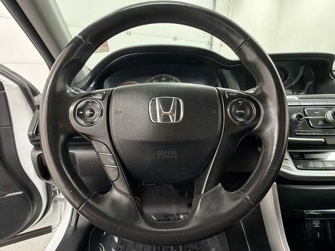 Used 2014 Honda Accord Sport image 16